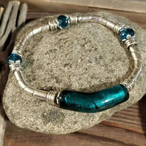 Edgy Silver Teal Green Foil Glass Metal and Crystal Stretch Bracelet